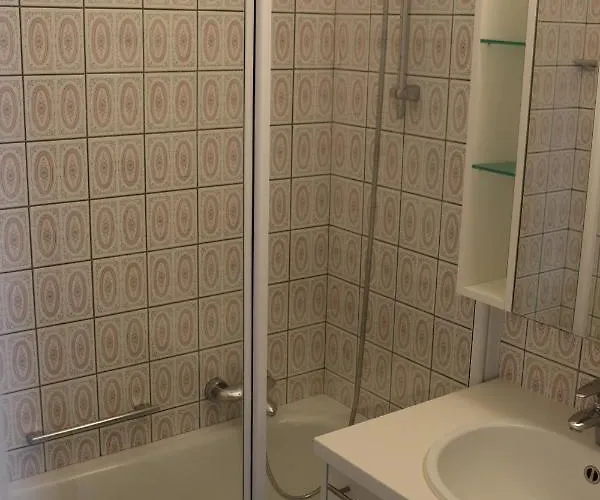 Belle Vue Apartment *