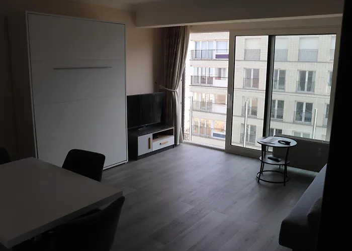 Belle Vue Apartment *